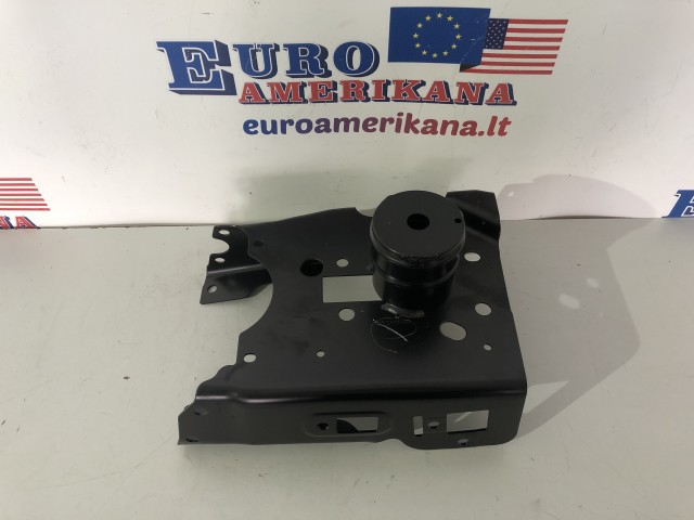 Bumper Bracket Kit, RH